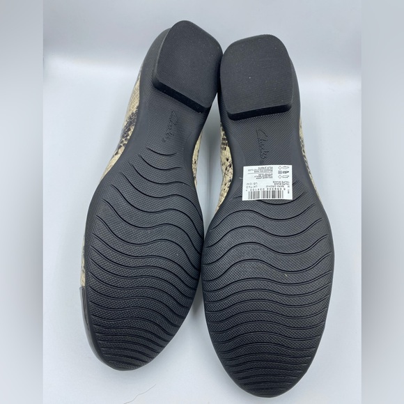 Clarks Sara Orchid Ballet Flats Slip On Faux Leather Snake Print - Picture 6 of 9